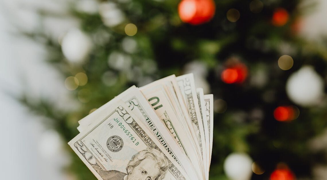 découvrez l'économie du don, un modèle alternatif où les échanges se font sans transaction monétaire. explorez ses principes, ses avantages et son impact sur la solidarité sociale et les communautés.