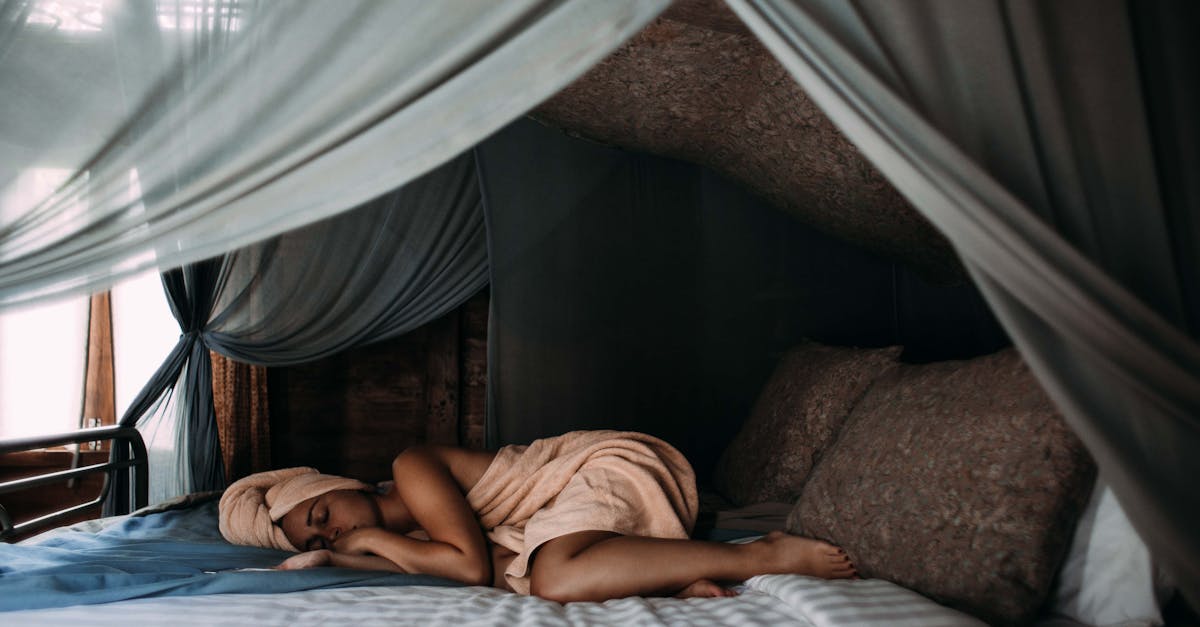 découvrez l'importance du sommeil pour votre bien-être général. apprenez des astuces pour améliorer la qualité de votre sommeil, des conseils sur les habitudes de sommeil saines et les bienfaits d'une bonne nuit de repos.
